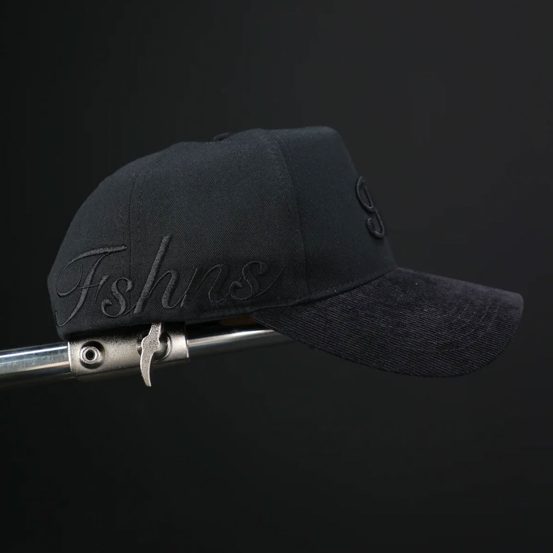 Stella Logo Snapback Hat (Black)