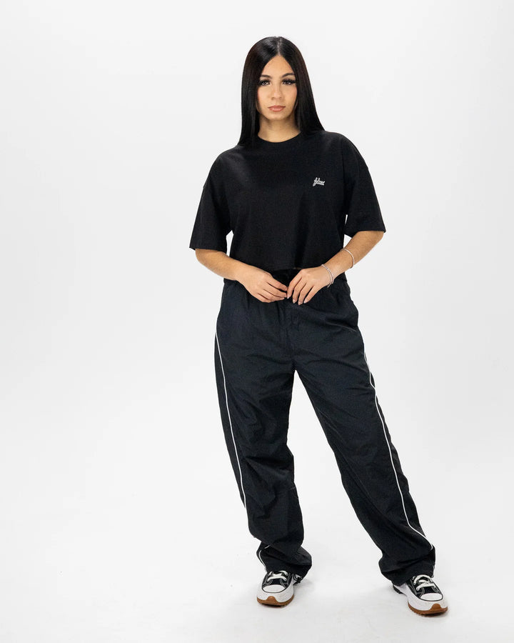 Boxy Basic Logo Crop Tee (Black)