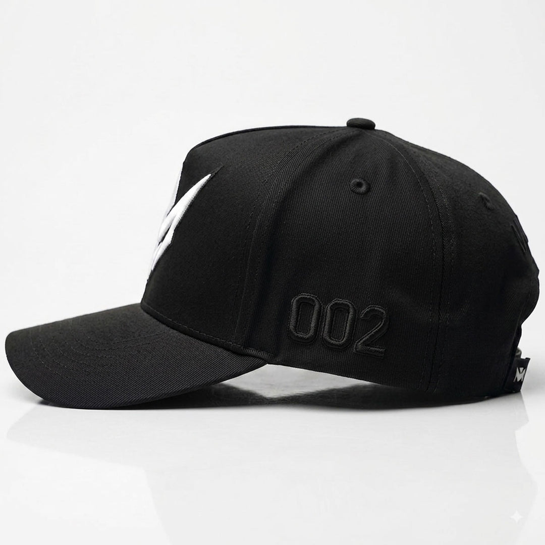 Embroidered M Hat (Black / White)