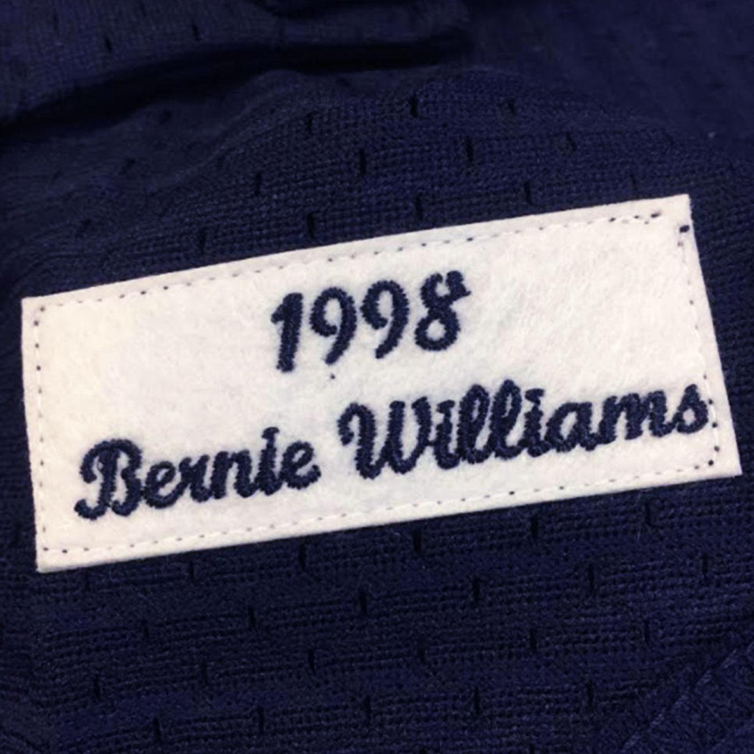 Authentic Bernie Williams New York Yankees 1998 Button Front Jersey Detail