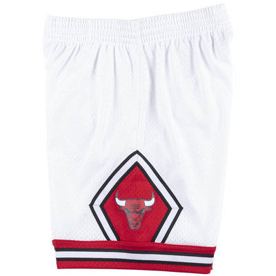 Swingman Shorts Chicago Bulls 1997-98 (White) Side | Mitchell & Ness