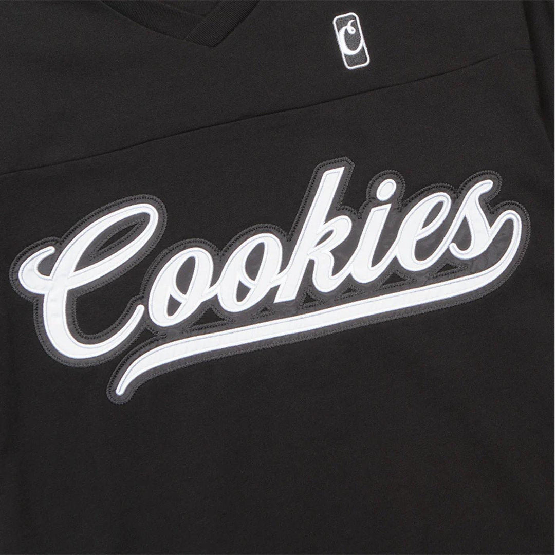 Pack Talk V-Neck S/S Knit (Black) Detail | Cookies Clothing