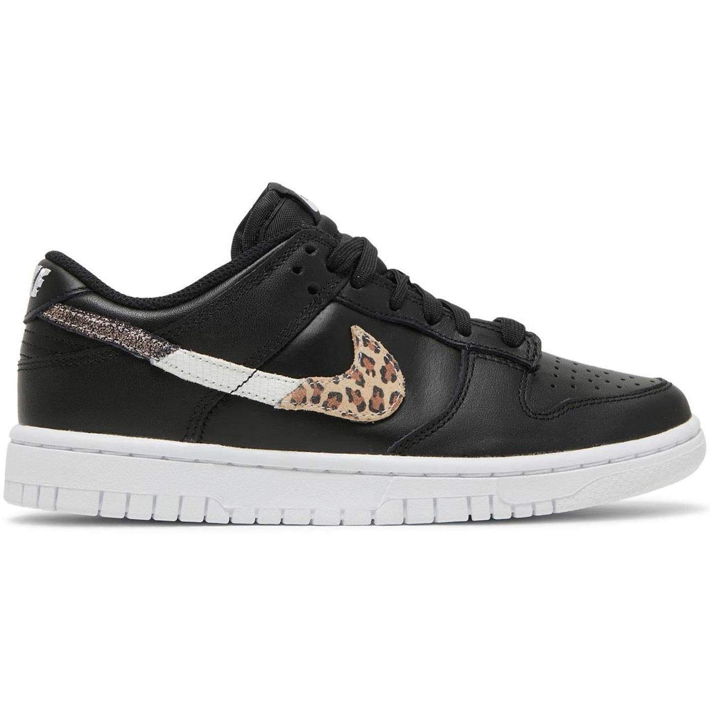 Retailer Nike dunk primal low