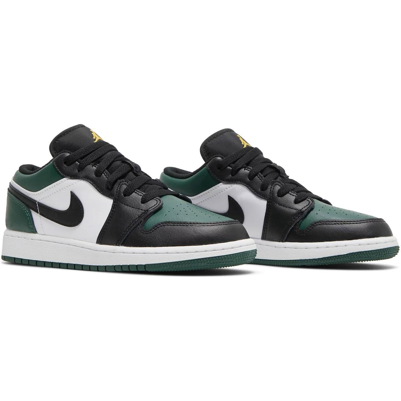 Air Jordan 1 Low Green Toe GS Size popular 6.5Y