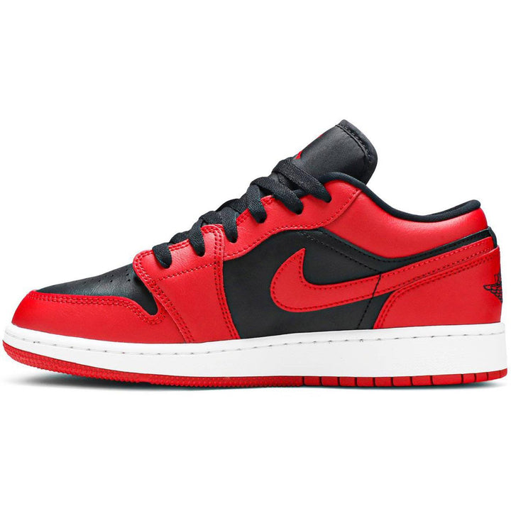 Air Jordan 1 Low &